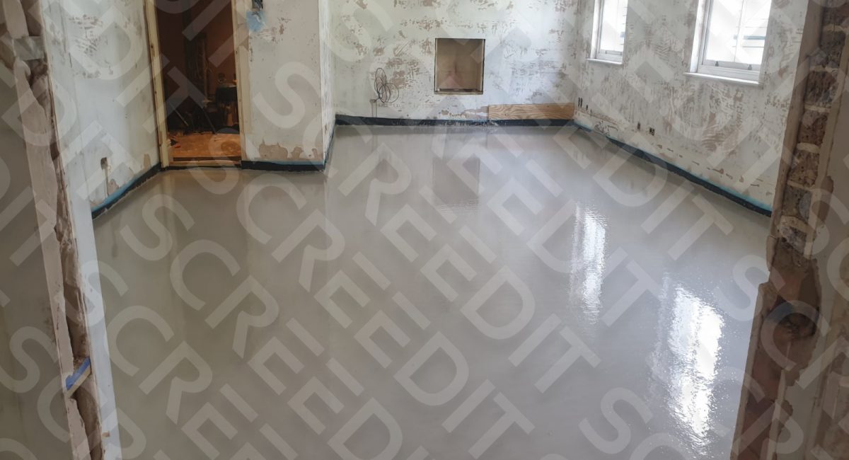 how to screed a floor
